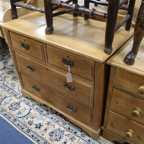 An Edwardian satin walnut chest W.91cm.